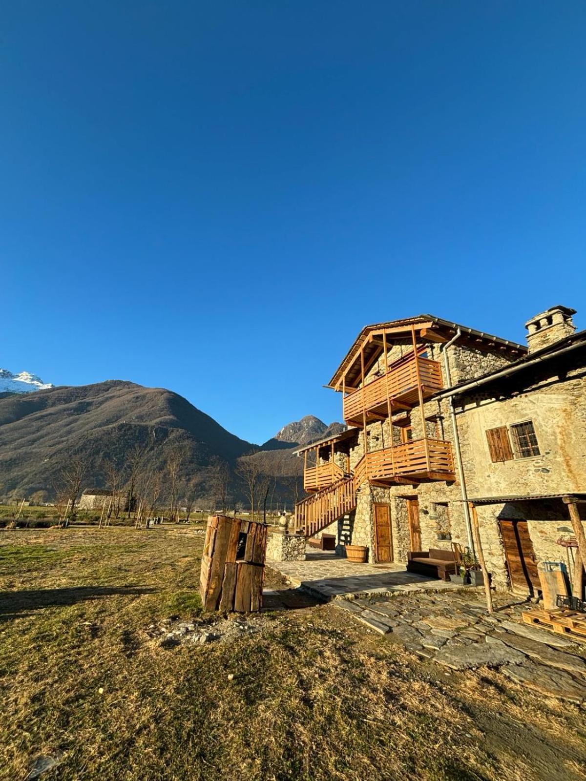 Chalet Valchiavenna San Cassiano  エクステリア 写真